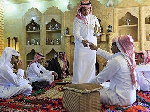 CROW AL MASNOON Saudi QAHWA Medium Roasted Saudi Coffee | Ground Coffee Rich in Saffron &amp Ginger 100 GMS