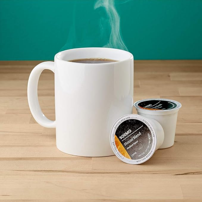Amazon Brand - Solimo Medium Dark Roast Coffee Pods House Blend Compatible with Keurig 2.0 K-Cup Brewers 100 Count