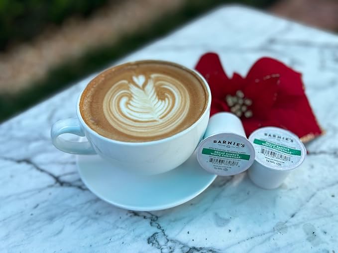 BARNIE'S COFFEE TEA CO. Single Serve K cups for Keurig Brewers Medium Roast Arabica Coffe Beans Decaf Santa's White Christmas 22 Count