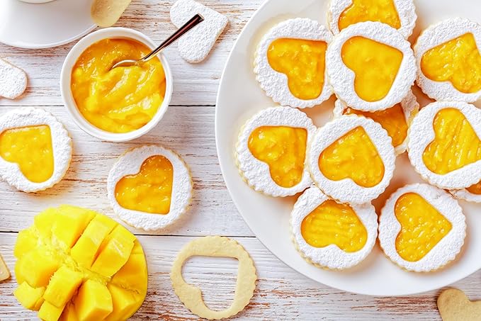 Jungle Pulp Mango Puree Costa Rica Blend for Cocktails Baking and Desserts -Never canned - Mix or pour into Smoothies Daiquiri Margaritas Ice Tea and Cakes- 1 Liter