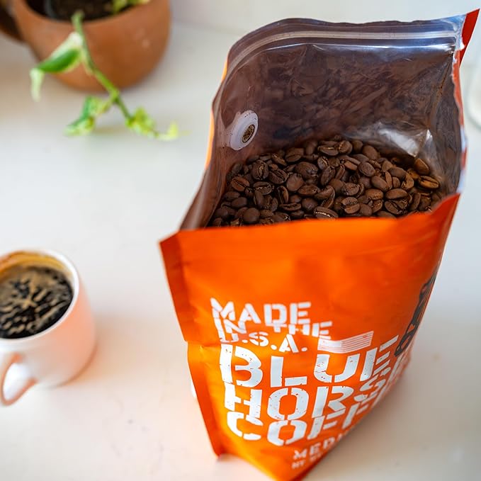Blue Horse 'Gentle Giant' Hawaiian Roast Arabica Whole Beans Blend (20% Kona) Medium Roast 2.2 Lbs (35 oz) Farm-Fresh Arabica Coffee Smooth &amp Bold Flavor with Rich Aroma